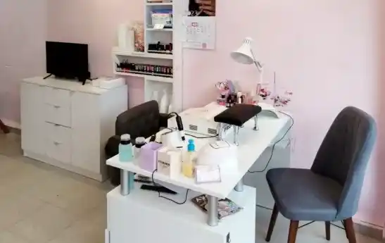A.B Nail's Art Studio — снимка на обекта