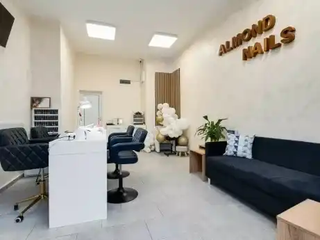 Almond Nails — снимка на обекта