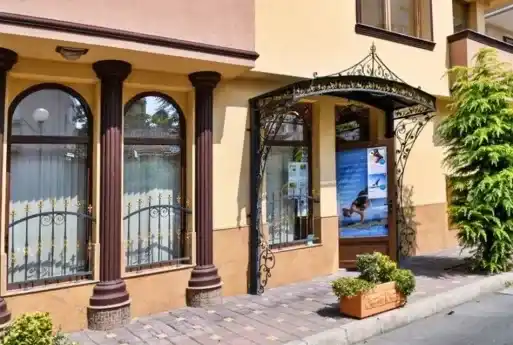 Аура Център Самхита