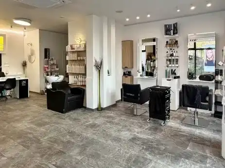 Beauty Salon YOU — снимка на обекта