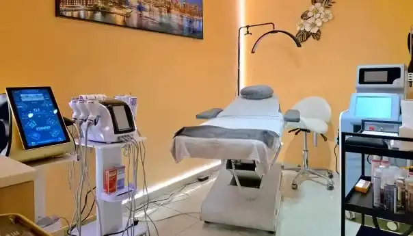 Bee Quality Clinic — снимка на обекта