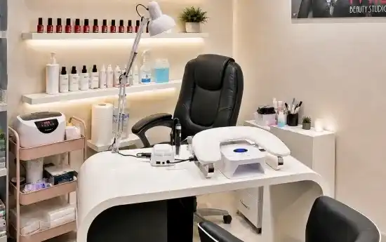 Emaart Nails & IVALI Beauty Studio — снимка на обекта