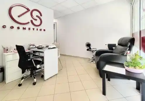 ES Cosmetics