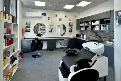 FRAYA Beauty & Style Studio — снимка на обекта