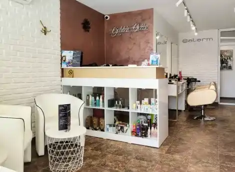 Golden Dolls Studio — снимка на обекта