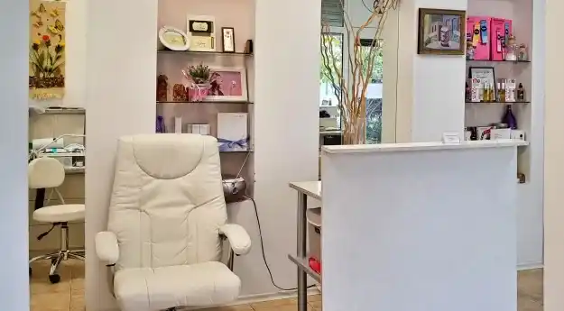 Hair & Beauty Studio Tea House — снимка на обекта
