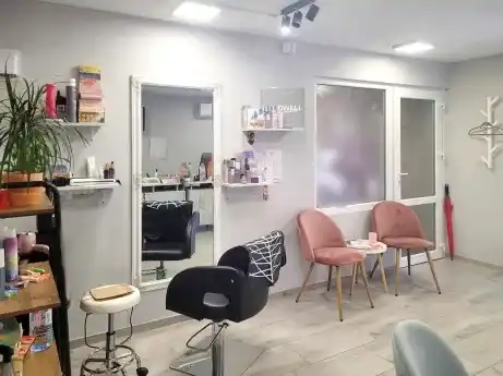Shimmer and Shine Beauty Studio — снимка на обекта
