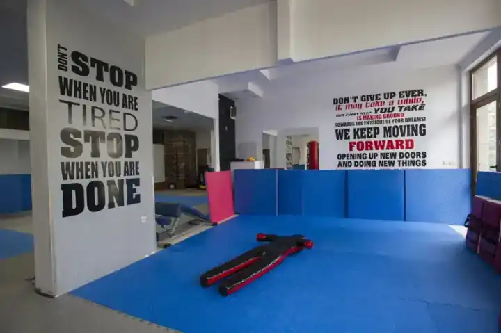23 fight Academy