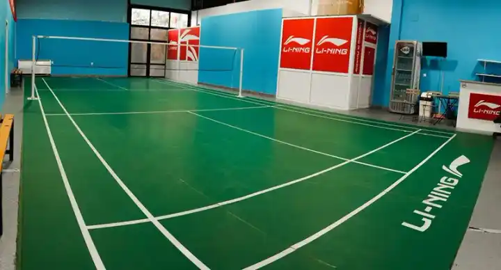Бадминтон зала Li-Ning