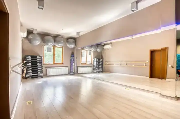 Спортна зала Quickfit