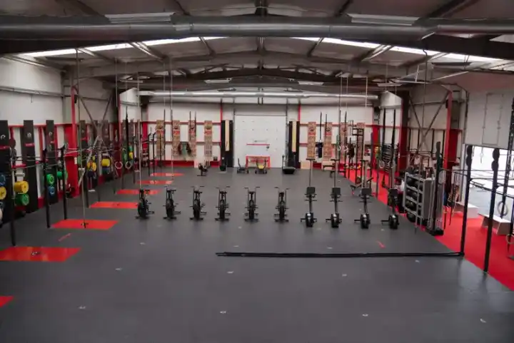 Спортна зала RX INFINITY BOX