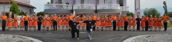 Танцова школа Гераци - Надежда