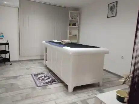 Студио за Масажи BEAUTY & RELAX — снимка на обекта