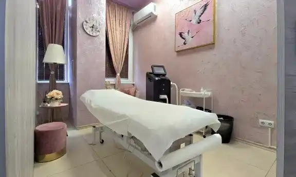 Underground Beauty Studio — снимка на обекта