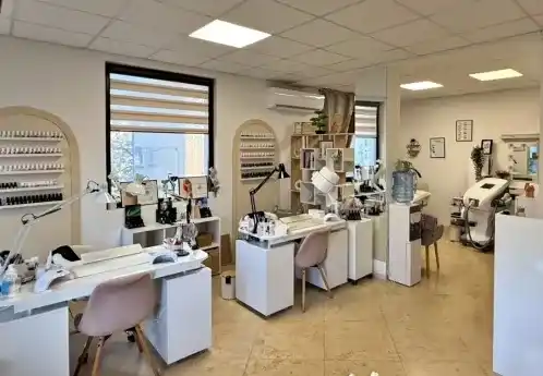 Violet Beauty Studio — снимка на обекта